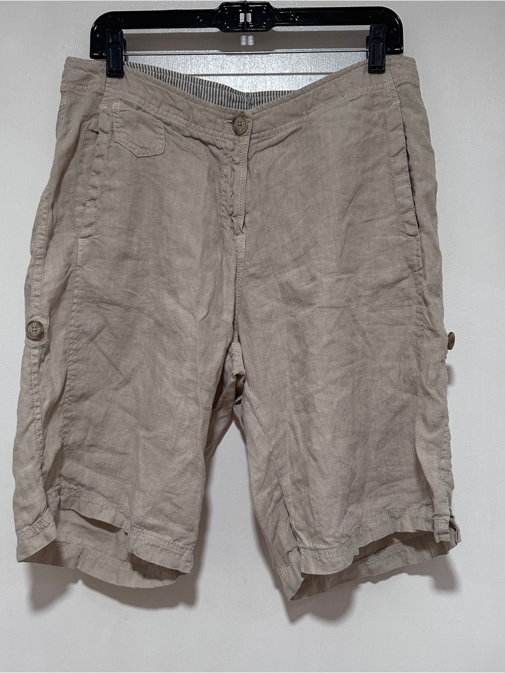 Poetry linen Bermuda shorts, convertible with roll tab and buttons. Size 14.